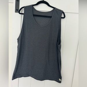 Vuori Heather Gray Tank XL